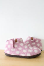 Green Comfort Nepalese Wool Pink Polka Dot Slippers | Size 39 (8)