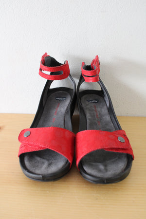 Wolky Red Velcro Strap Black Wedge Sandals | Size 37 (6.5)