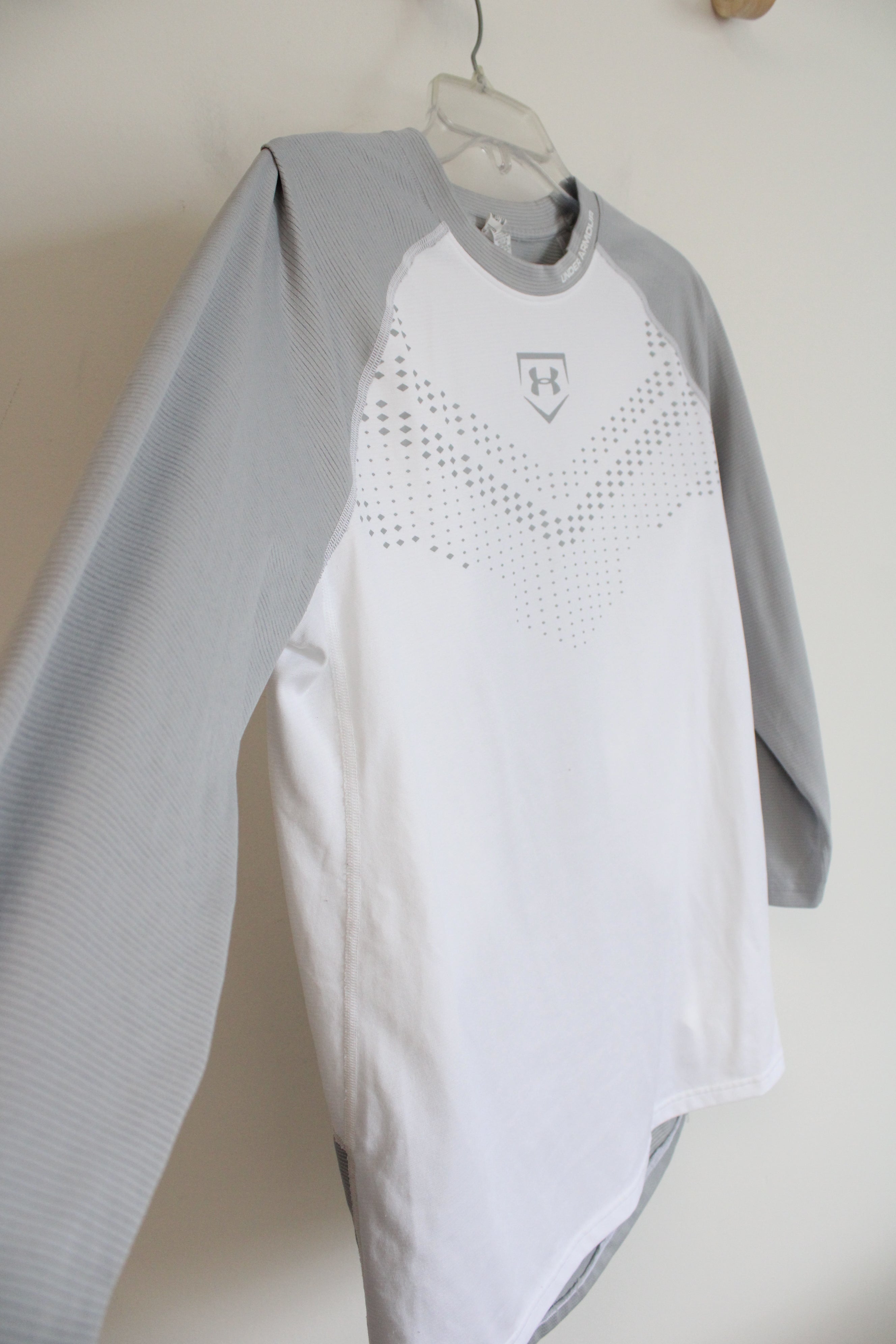 Under Armour Fitted HeatGear Gray & White Baseball Shirt | M