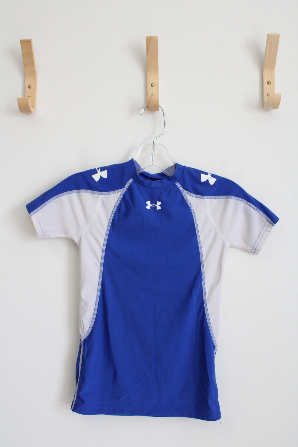 Under Armour Heat Gear Blue and White Top | Youth M