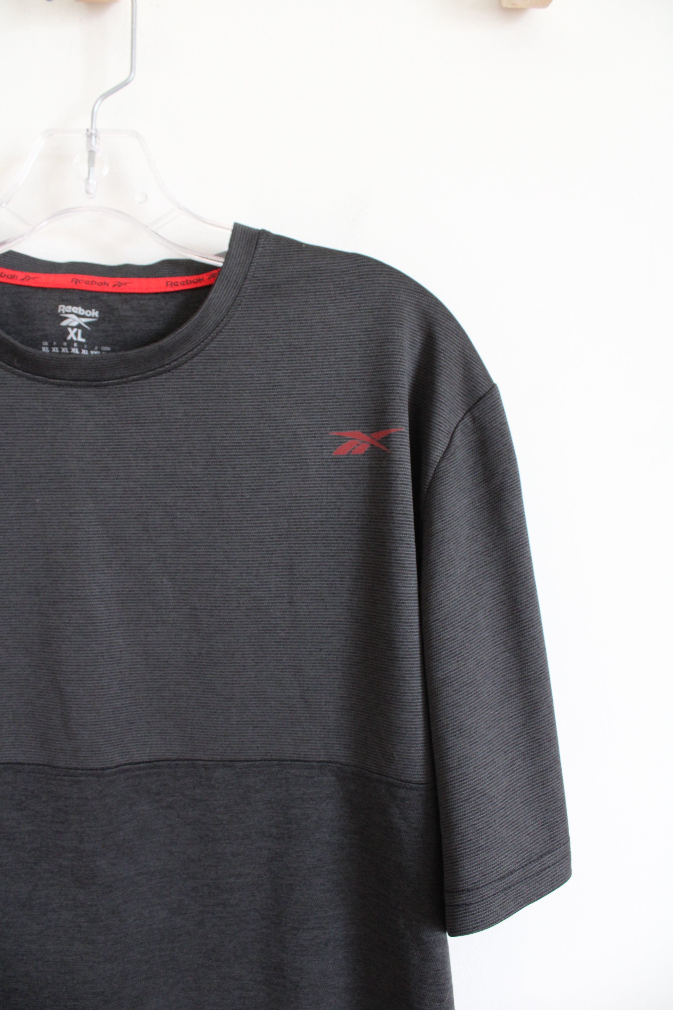 Reebok Gray & Red Athletic Shirt | XL