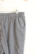 Alfred Dunner Black & White Plaid Capri Pants | 16