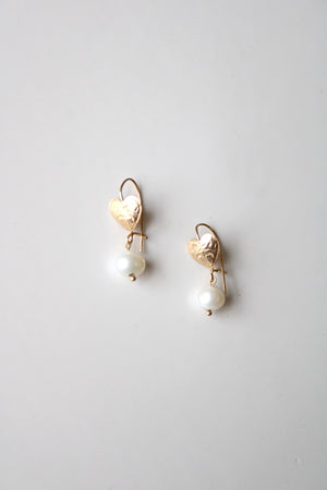 14K Yellow Gold JCM Ivory Genuine Pearl Heart Dangle Earrings