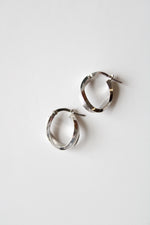 14KT White Gold Twist Oval Hoop Earrings