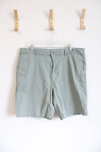 Old Navy Slim Fit Sage Green Shorts | 40