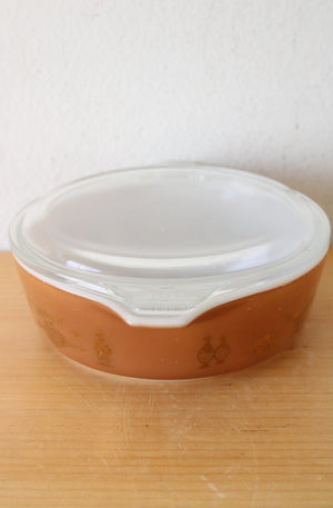 Pyrex Early American Brown Gold 471 1 PT. Covered Round Dish