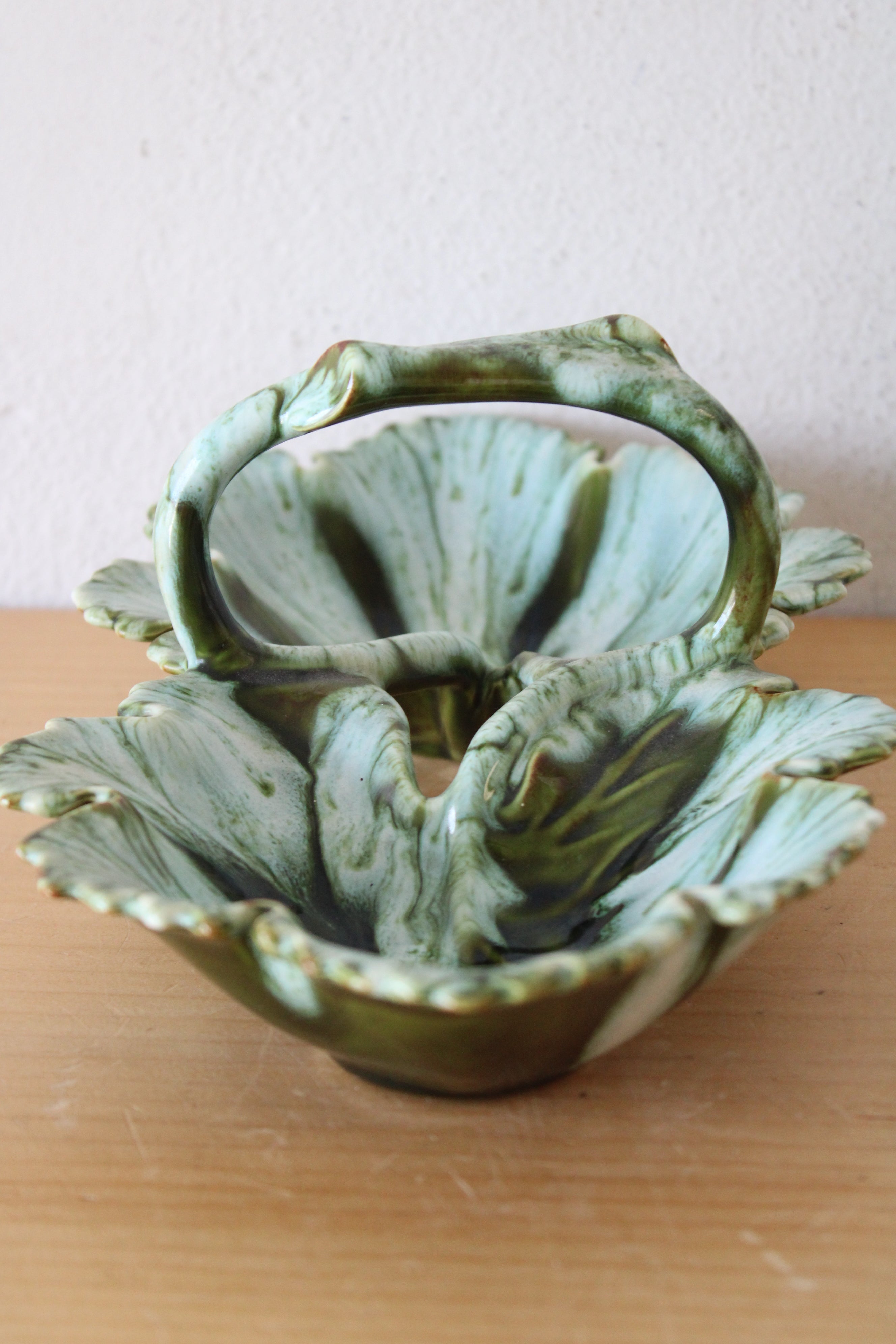 Green Leaf Ceramic Divided Small Serving Dish W/ Handle