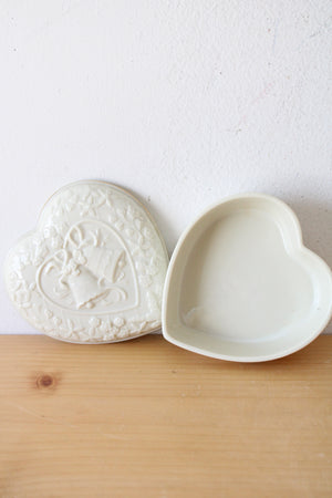 Lenox Wedding Promises Collection White Porcelain Lidded Heart Box