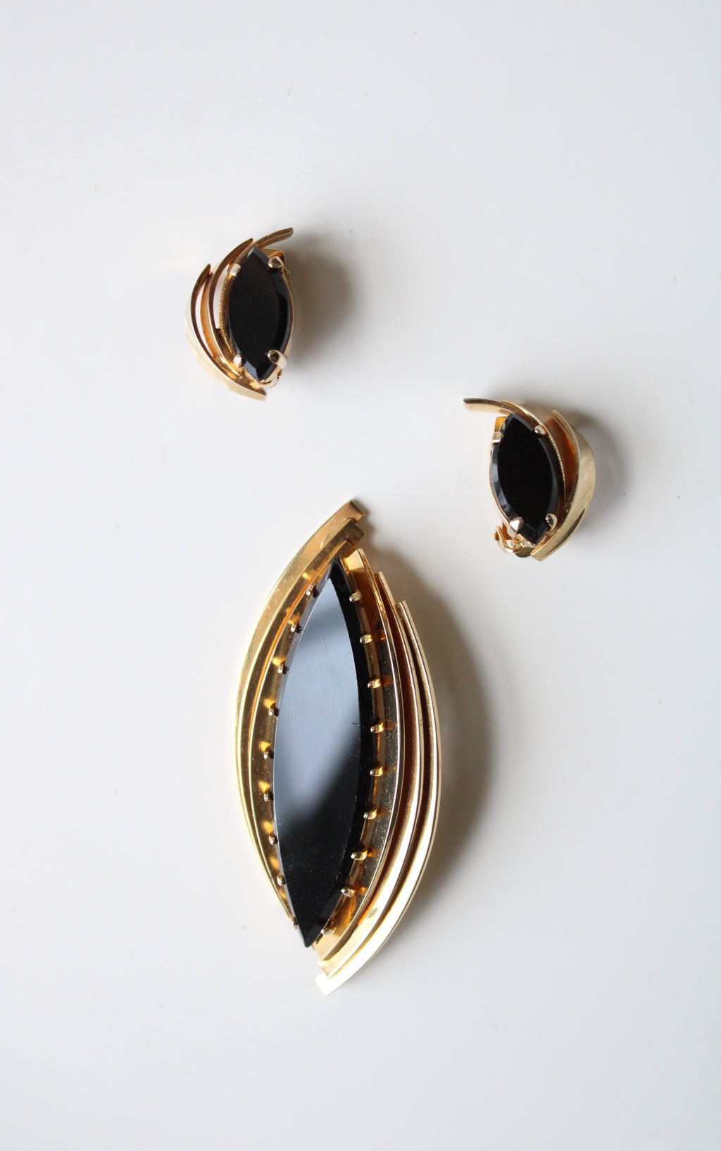 Black & Gold Pin & Clip On Earring Set