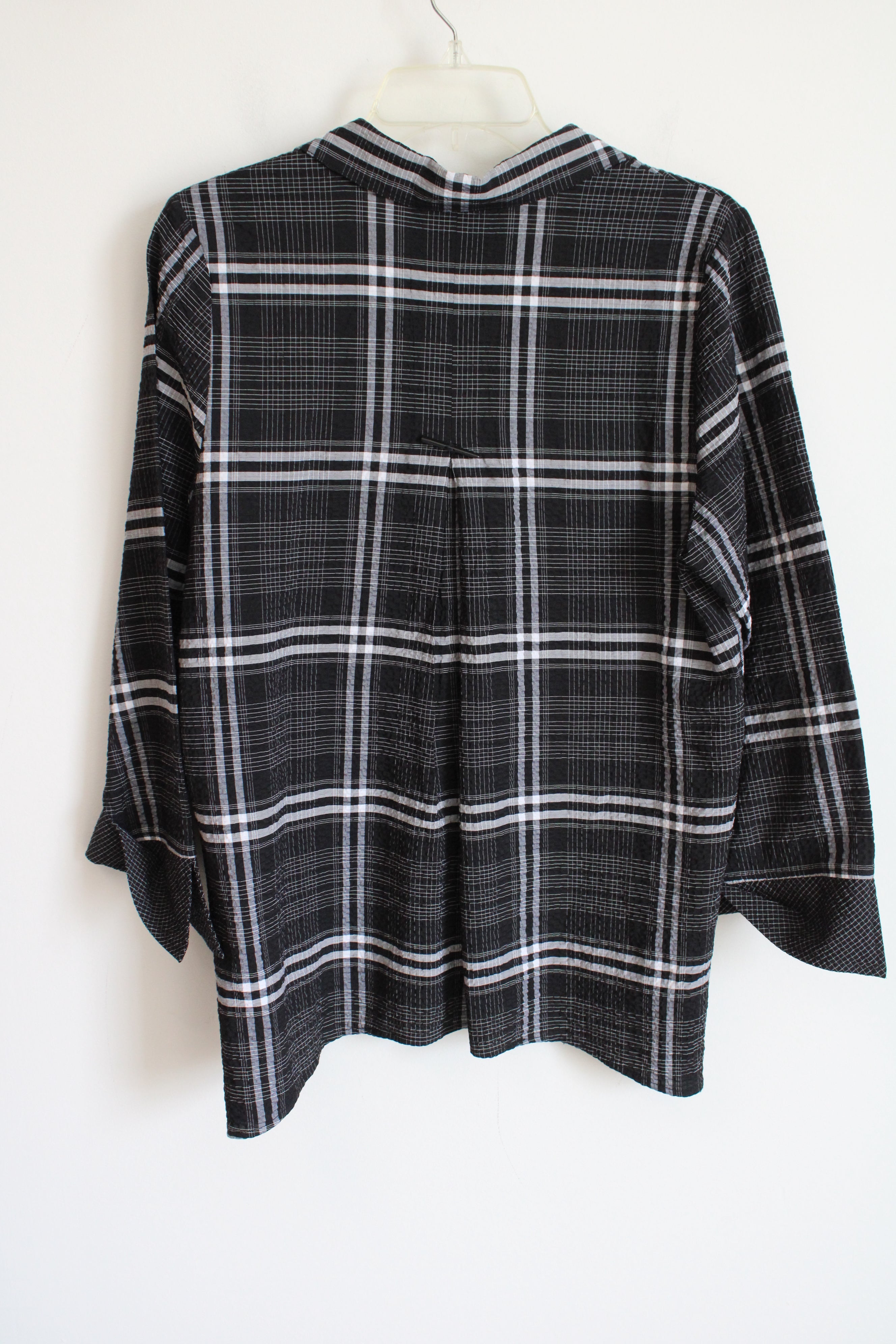 Habitat Clothes To Live In Black Plaid Lightweight Top | S