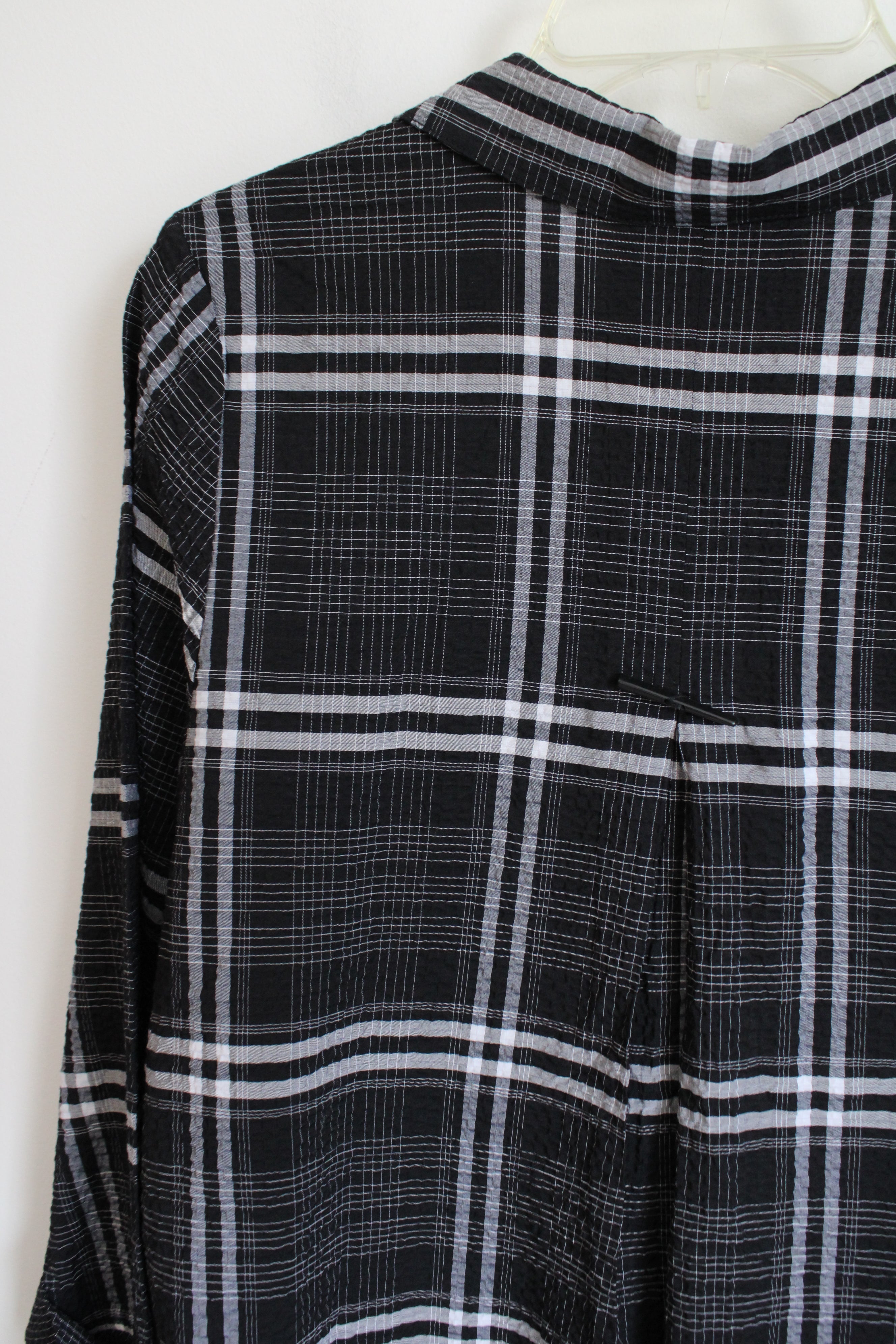 Habitat Clothes To Live In Black Plaid Lightweight Top | S