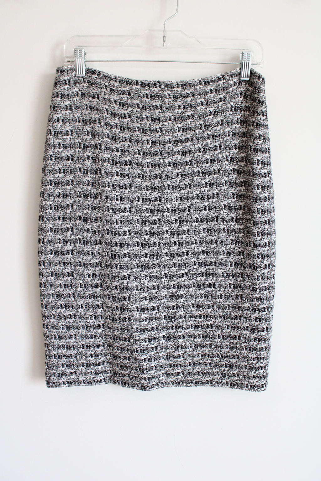 St. John Tweed Black White Silver Woven Pencil Skirt |