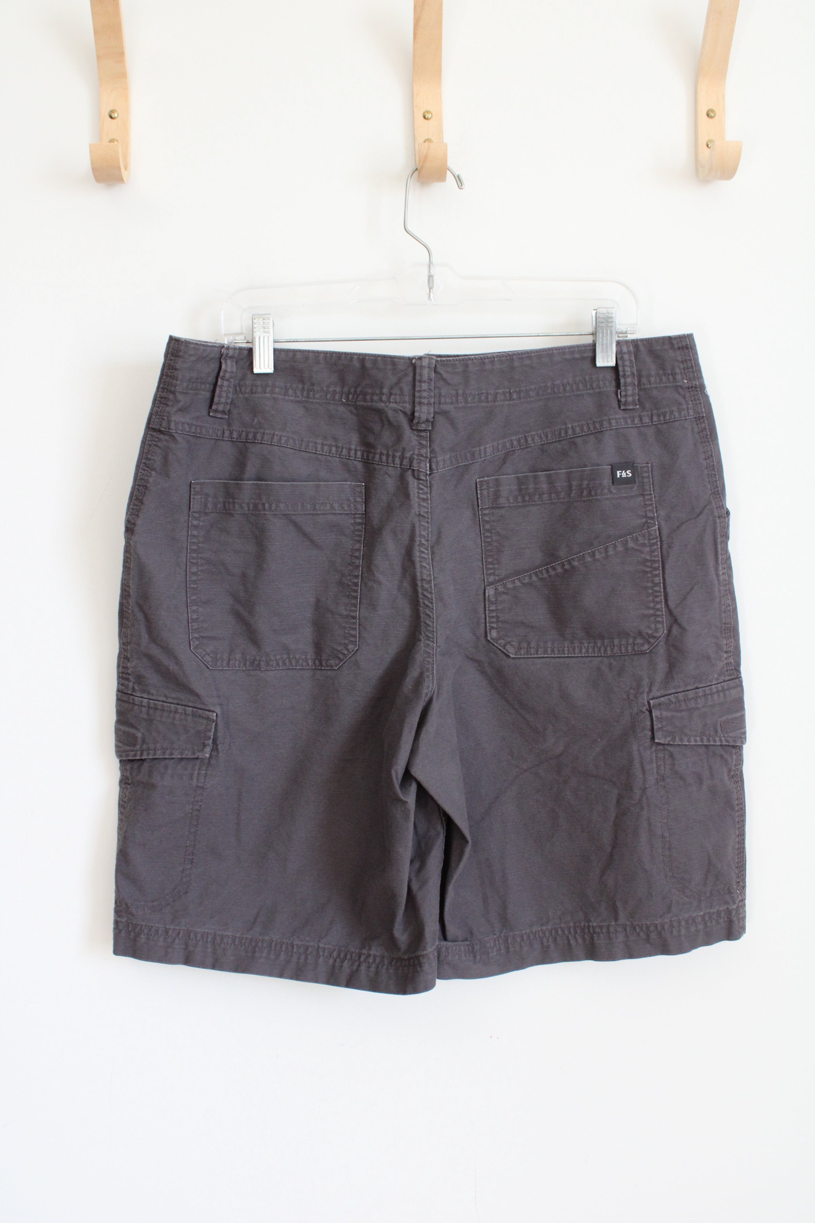 Field & Stream Gray Cargo Shorts | 36