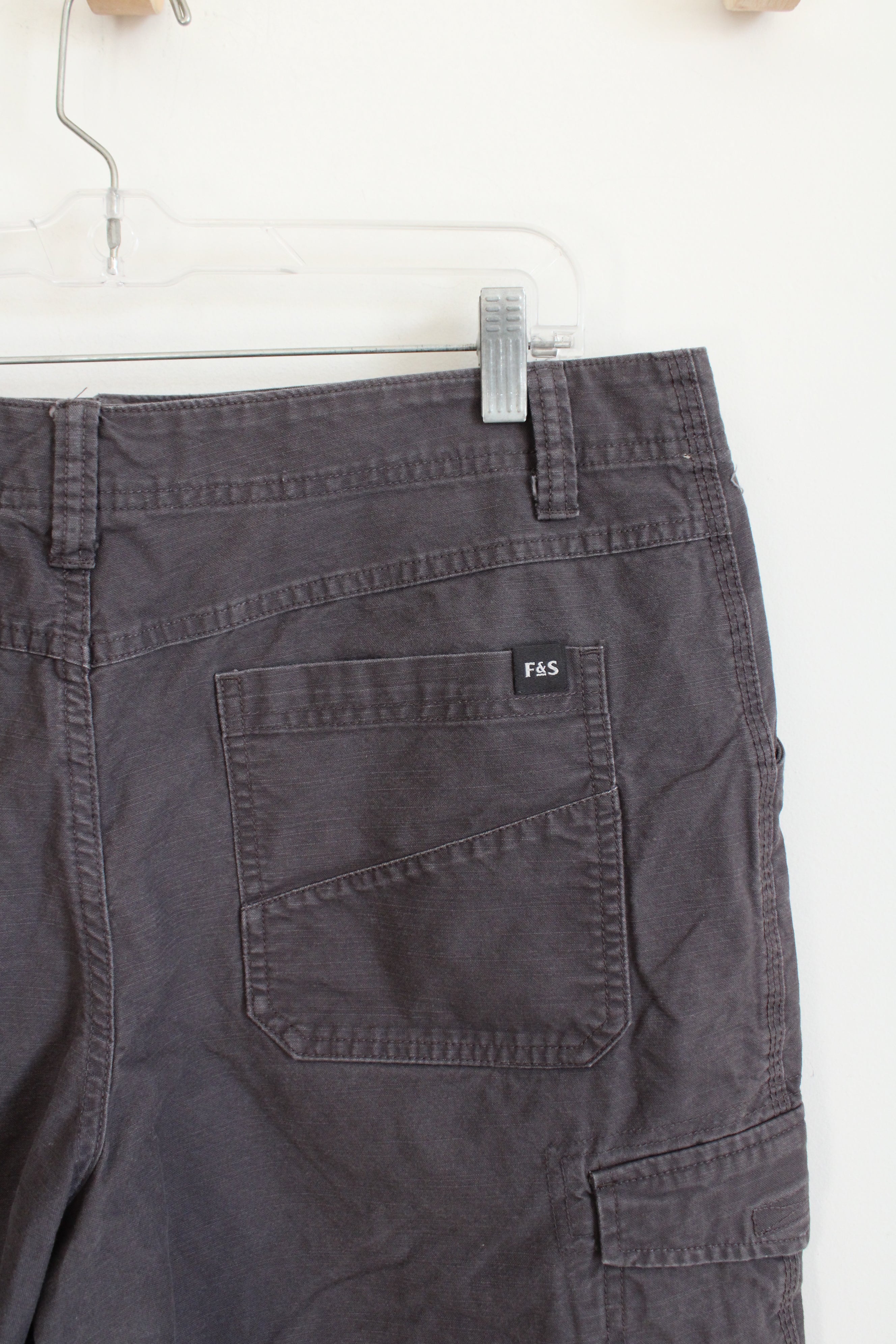 Field & Stream Gray Cargo Shorts | 36