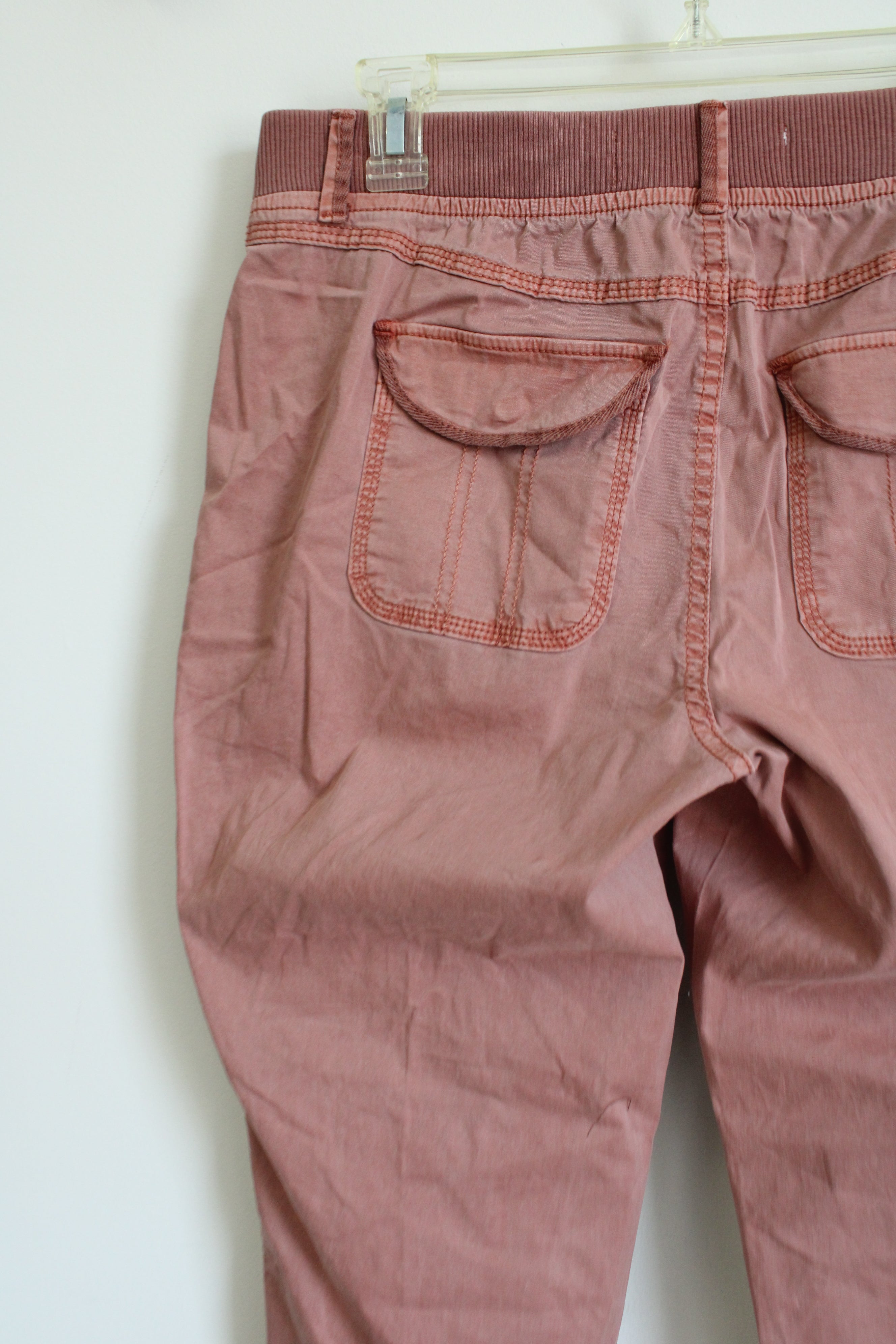 Sonoma Dusty Pink Cuffed Cargo Capri Pants | 10