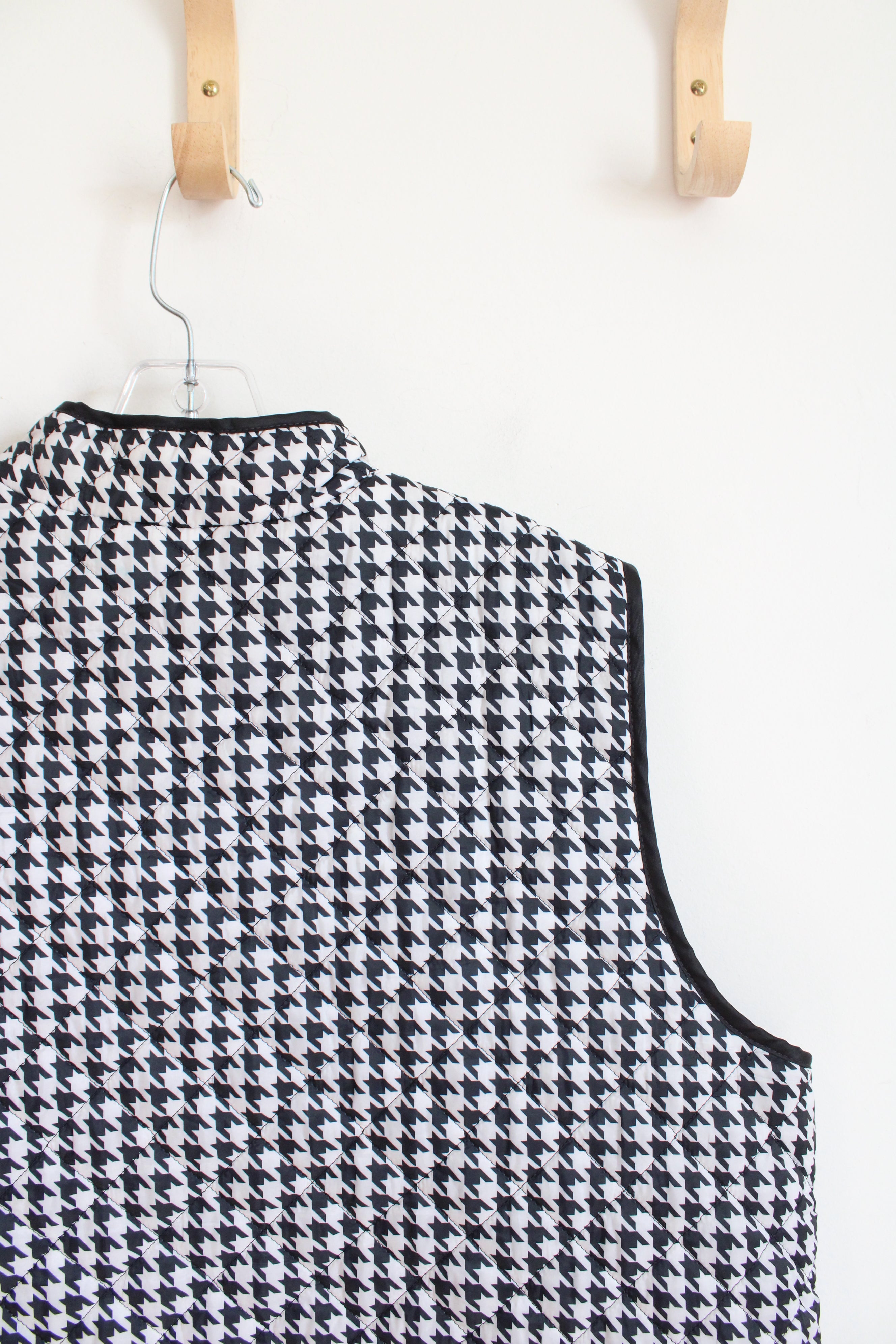 Karen Scott Sport Black & White Houndstooth Vest | XXL