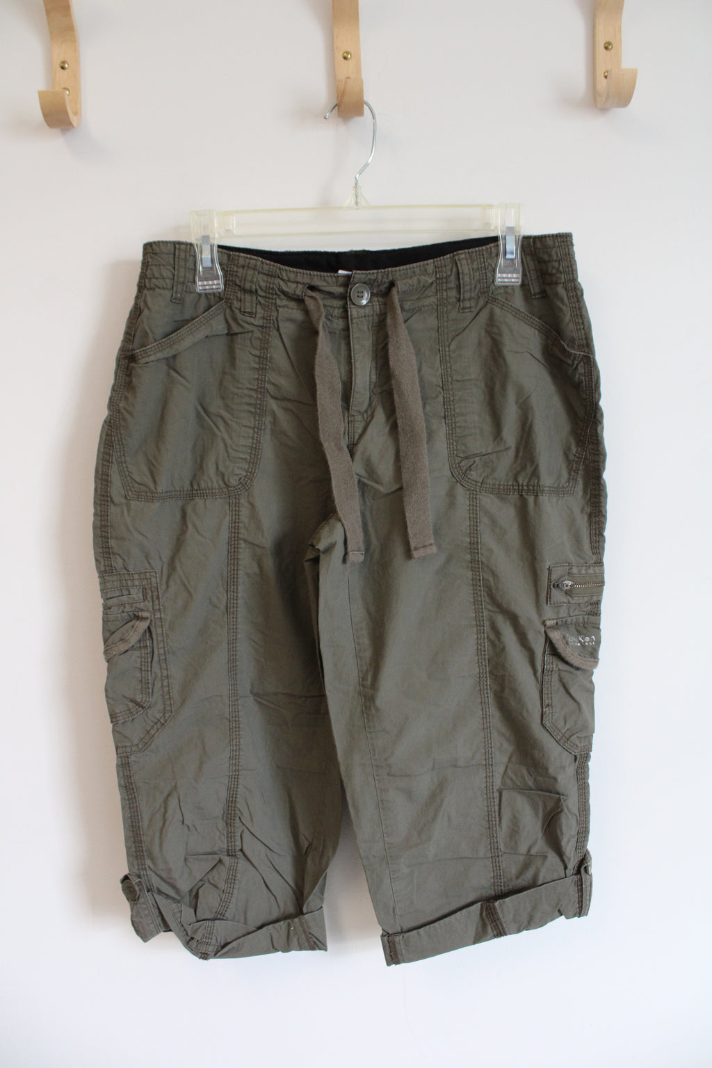 Calvin Klein Quick Dry Performance Green Cargo Capri Pants | S