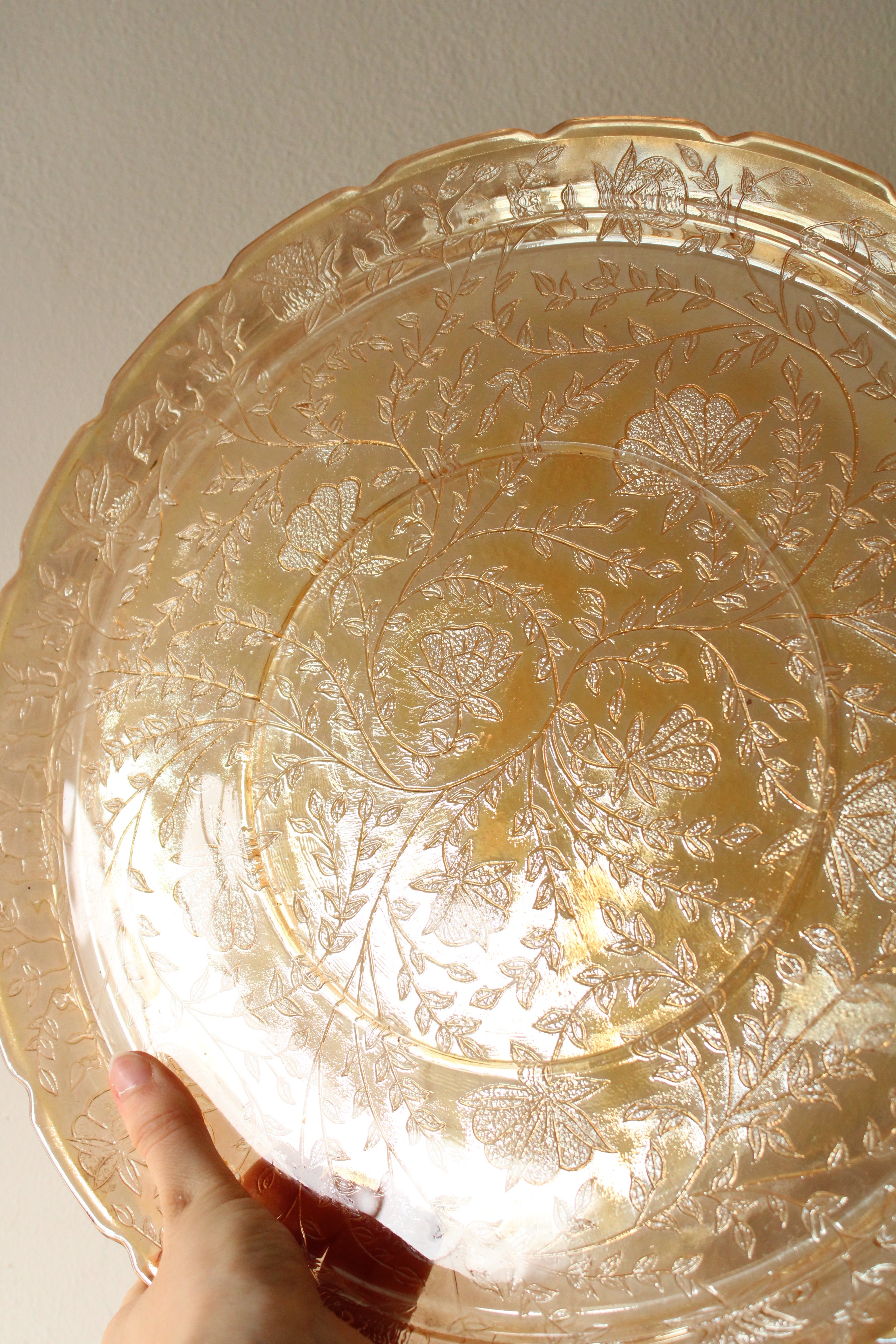 Jeanette Glass Iridescent Flora Gold Louisa Glass Platter | 13.5"