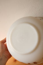 Pyrex Early American White 403 2 1/2 Qt. Bowl