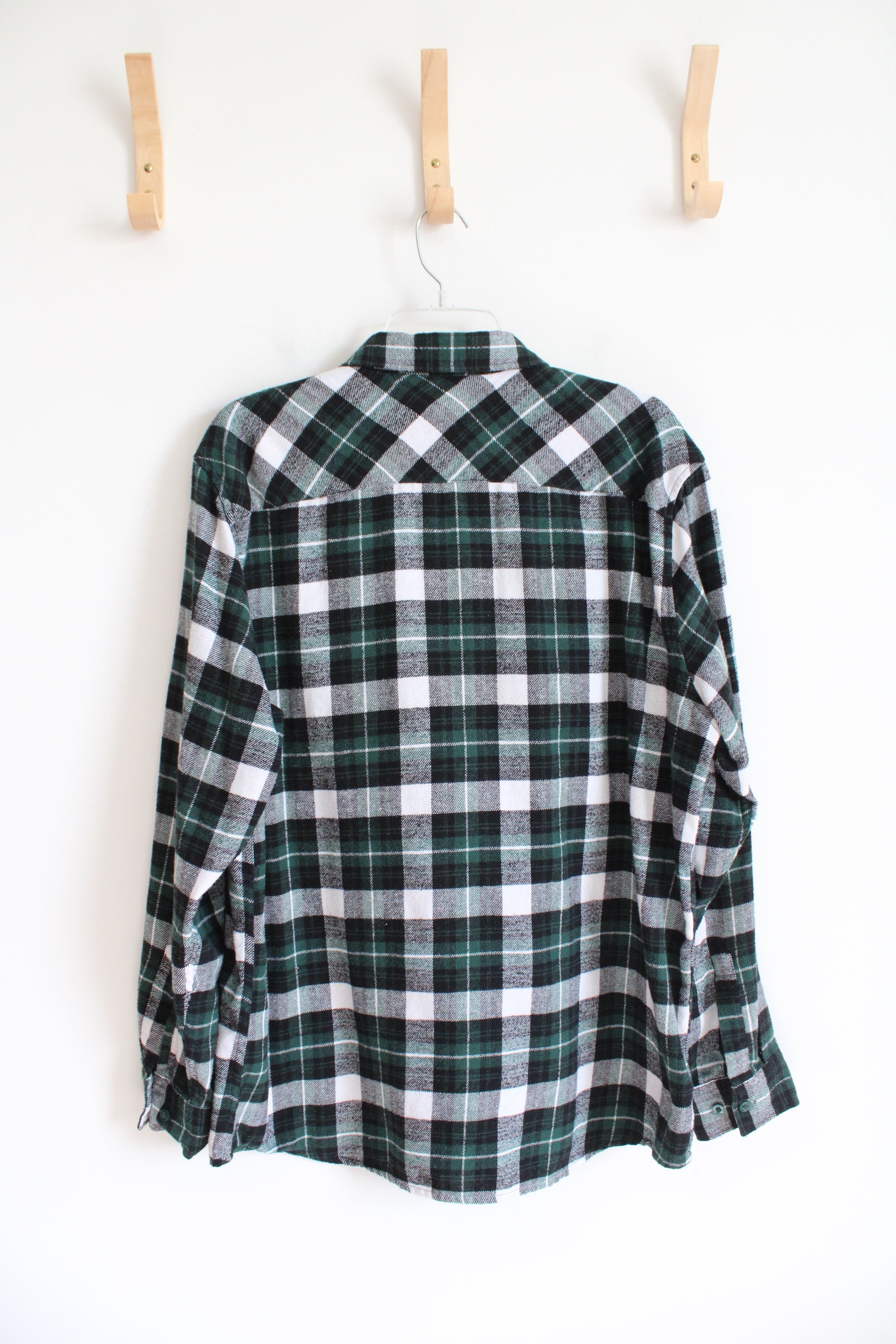 Rudolph Sportswear Green Black White Plaid Button Down Flannel | XL