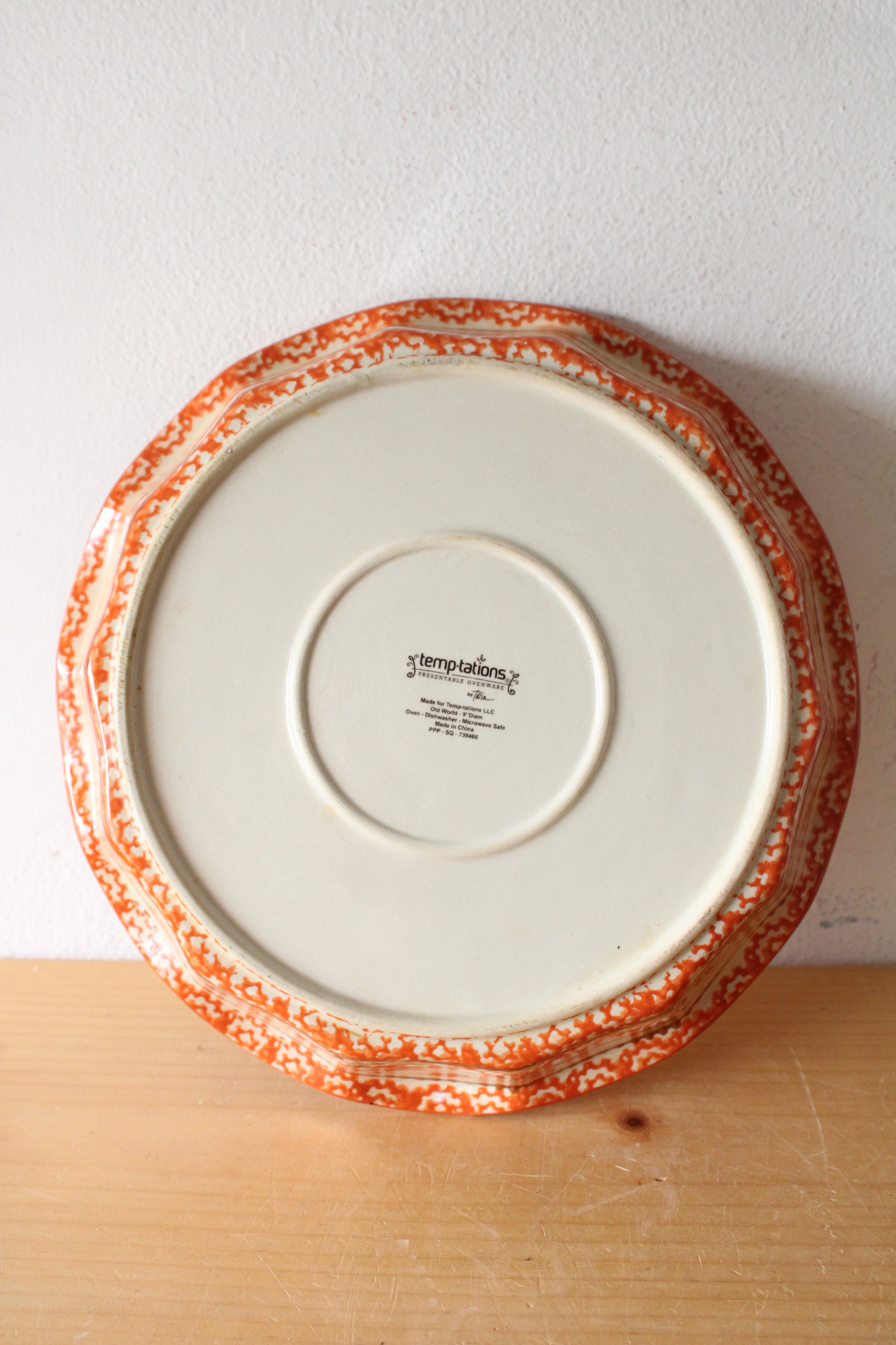 Temptations By Tara Old World Orange Brown Painted Ruffle Edge Deep Dish Pie Casserole 9" Plate