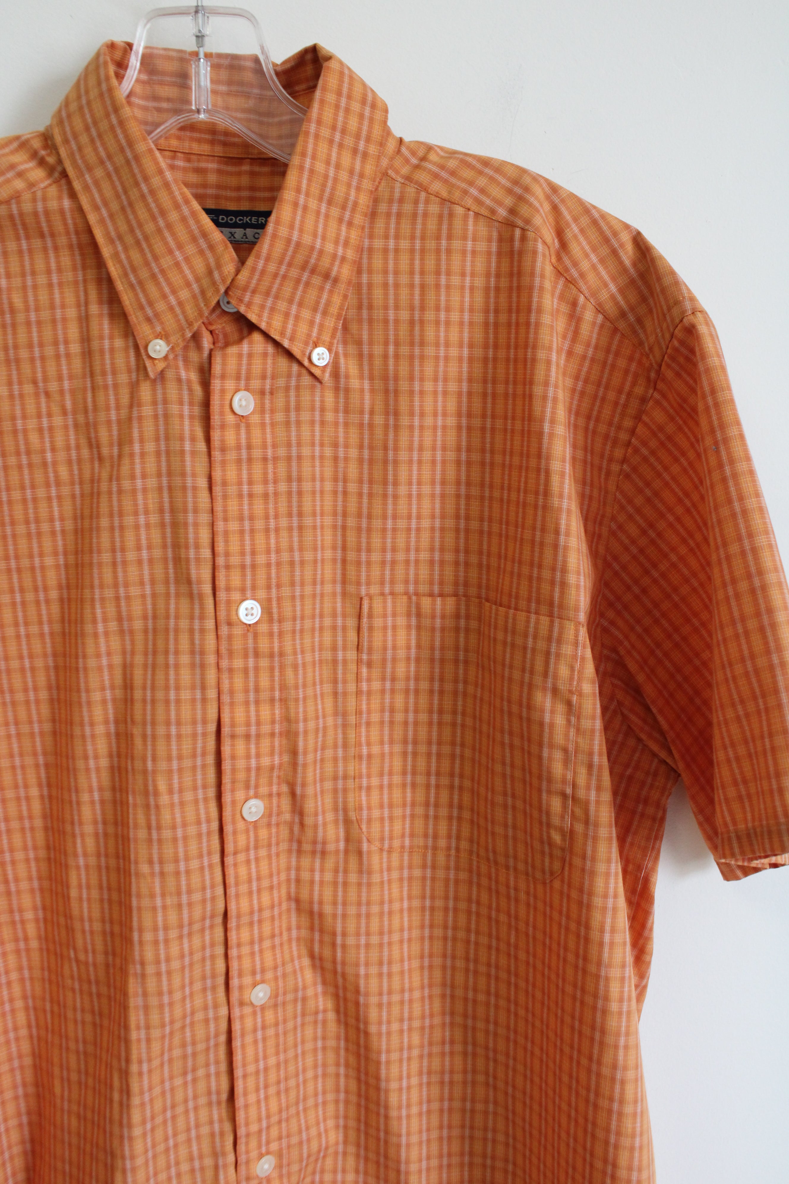 Dockers Exact Orange Plaid Short Sleeved Button Down Shirt | M