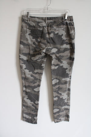 Gap Camo Chino Pant | 2