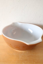 Pyrex Early American 442 1 1/2 Qt. Vintage Gold Painted Ceramic Bowl