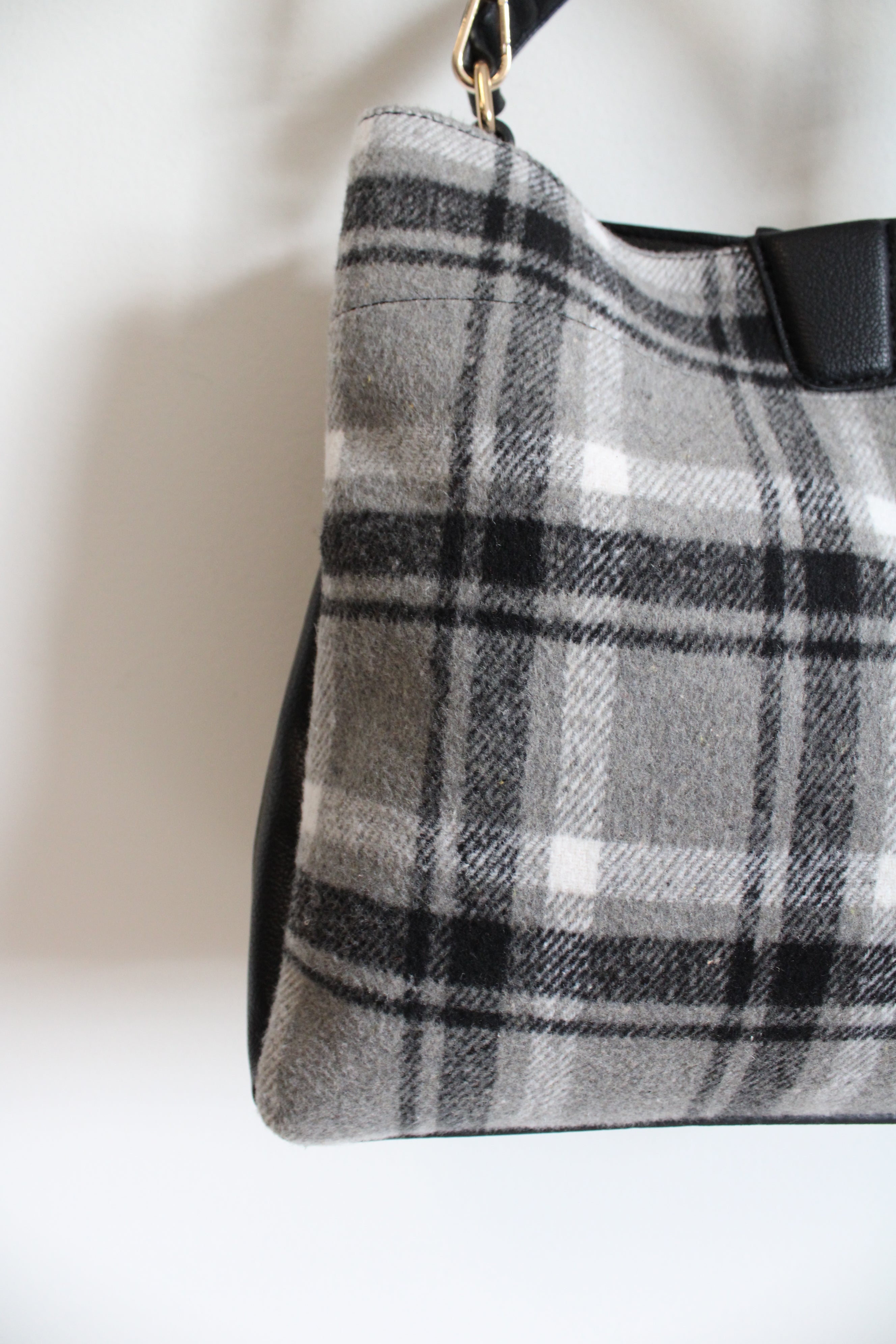 NEW Jen & Co. Gray Black & White Plaid Fabric & Leather Bag