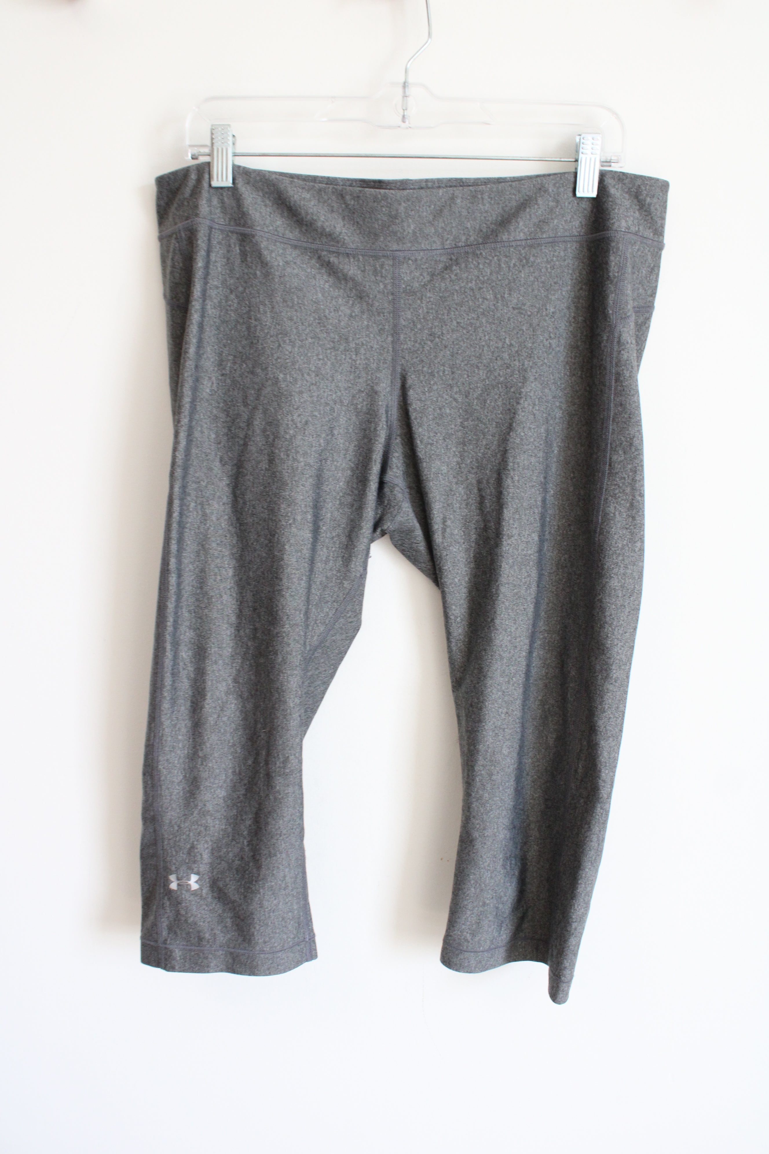 Under Armour Gray Capri Leggings | XL