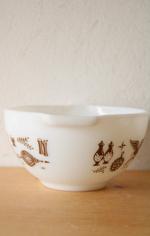 Pyrex Early American 441 1 1/2 Pt. White Brown Painted Ceramic Small Bowl