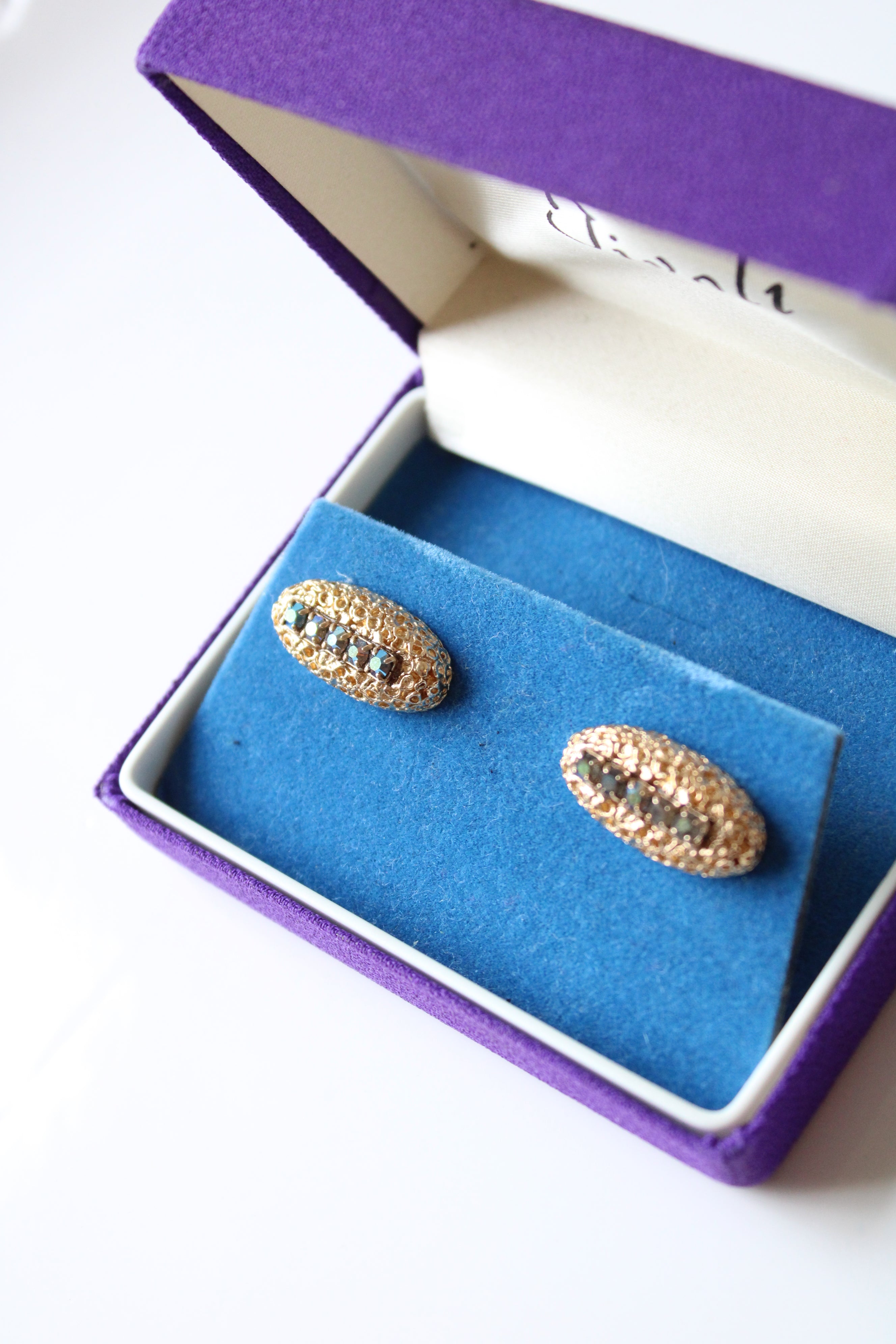 Trivoli Gold Crystal Nugget Shape Cufflinks