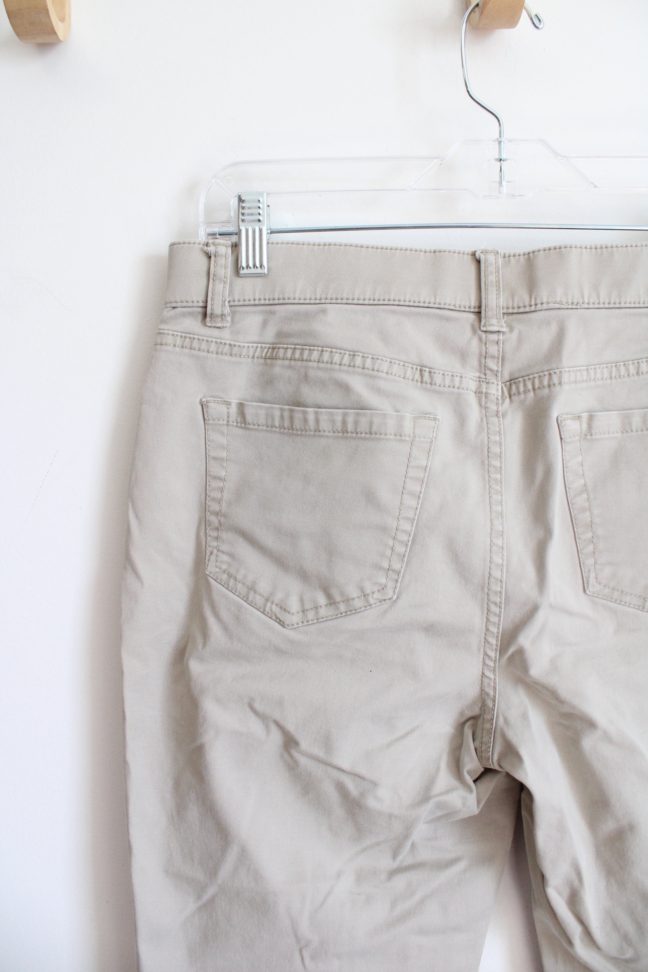 Merona Stretch Khaki Capri Pants | 6