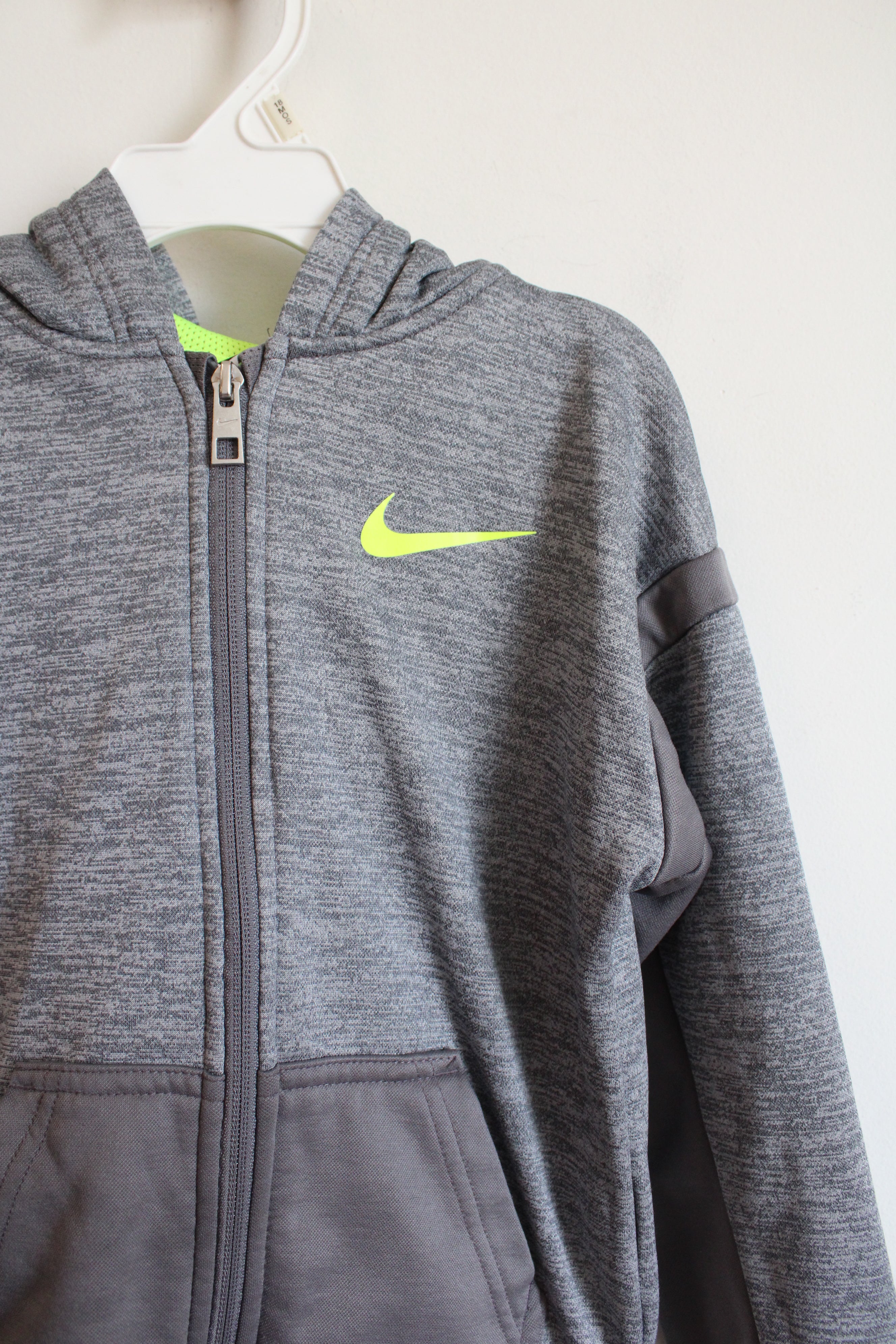 Nike Therma-Fit Gray Jacket | Youth 7