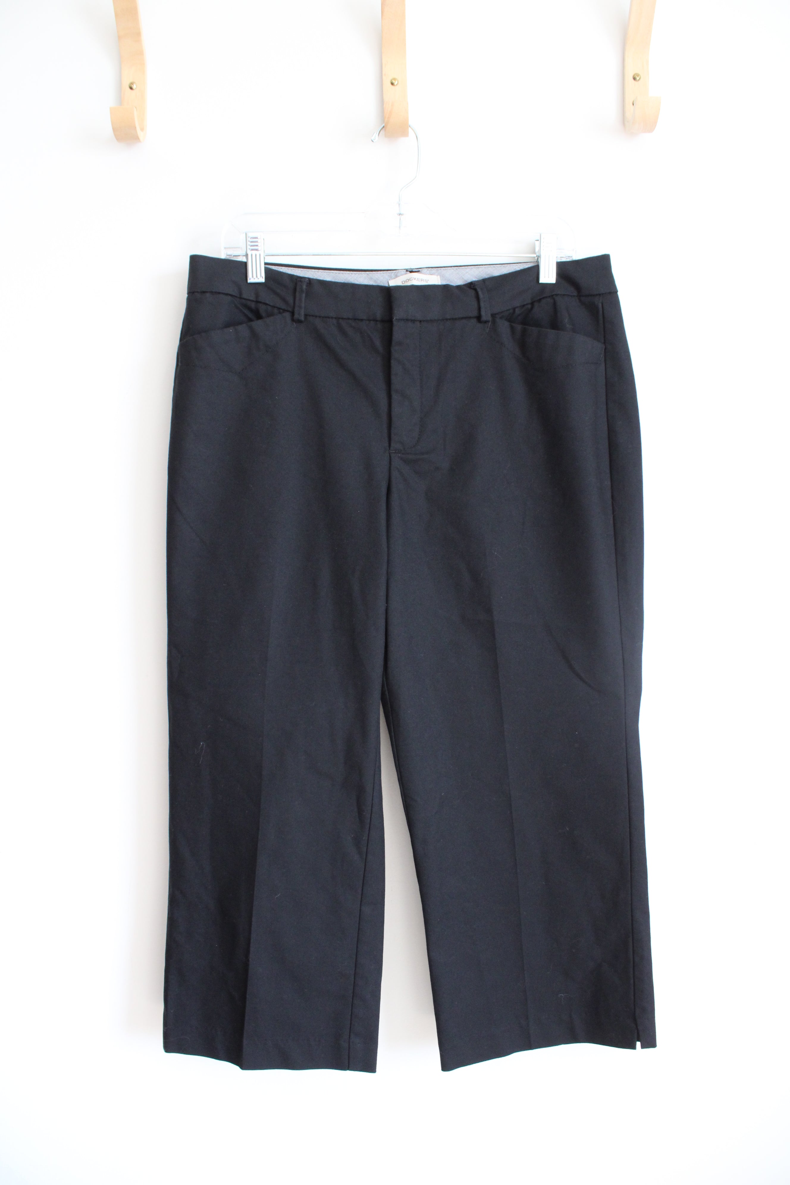 Dockers Black Capri Pants | 12