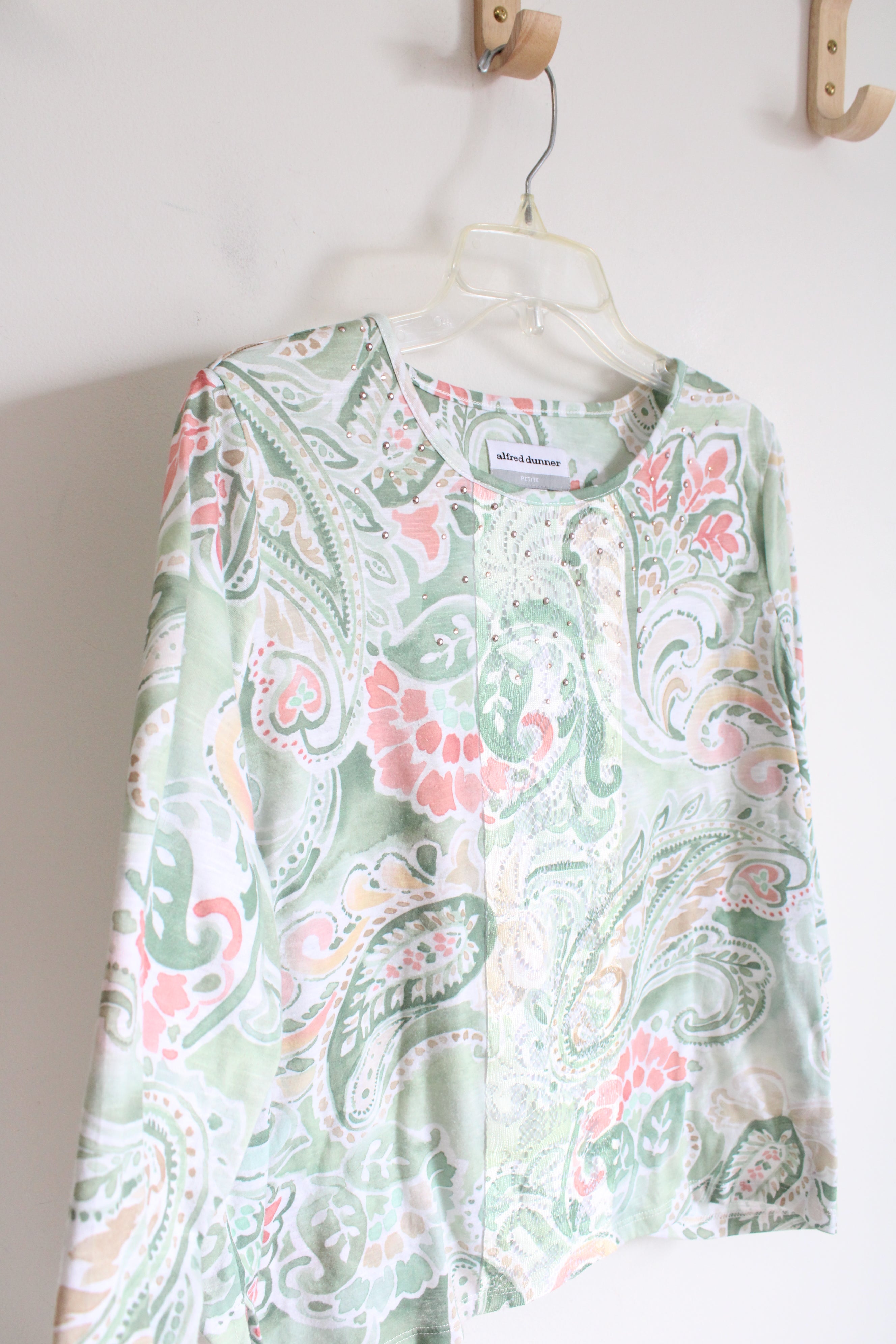 Alfred Dunner Green Paisley Printed Short Sleeve Top | M