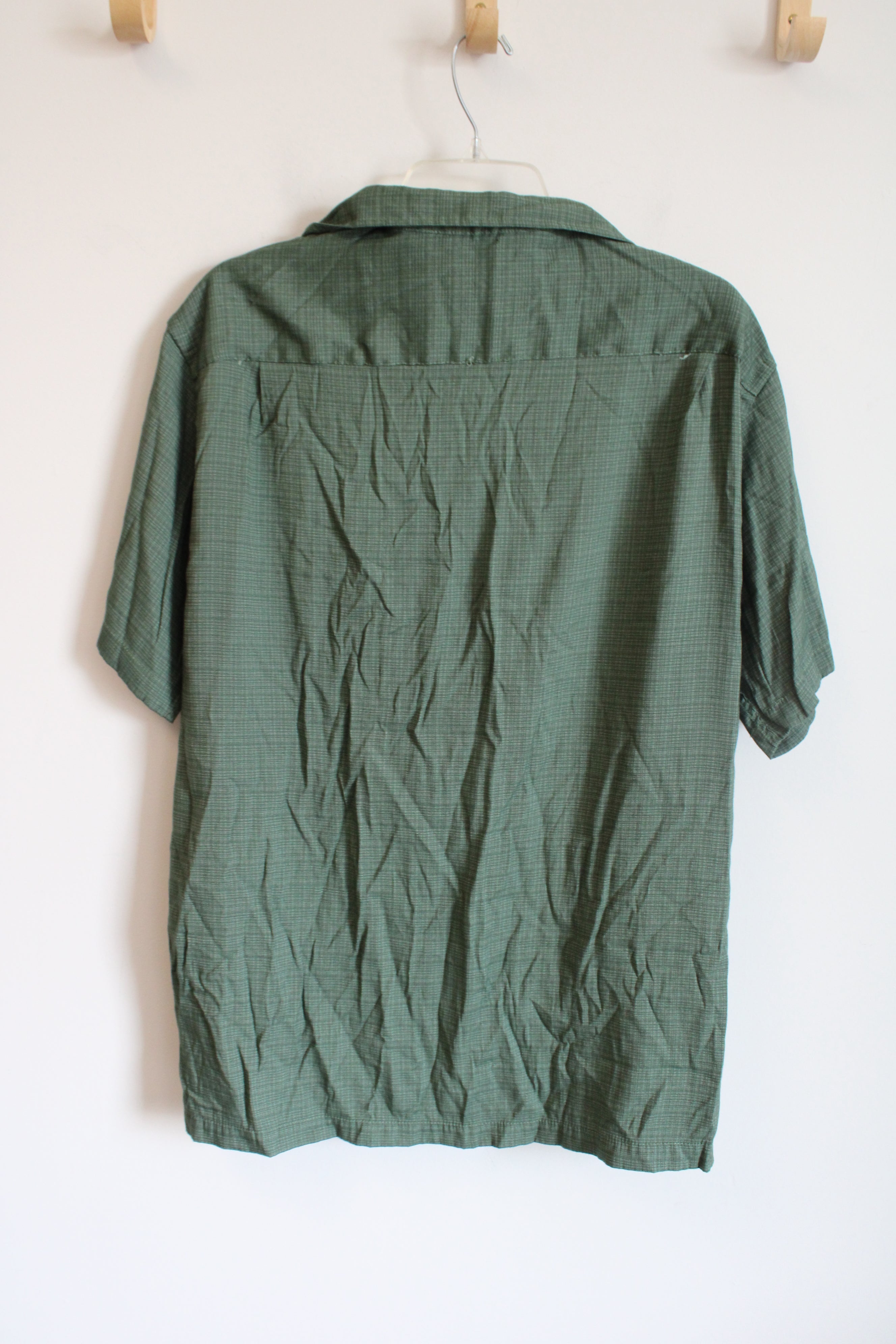 Van Heusen Air Green Button Down Shirt | XL 17-17 1/2