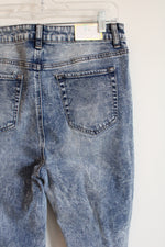 NEW Tinseltown The Hi-Rise Distressed Mom Jean | 13/31