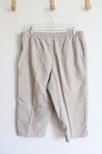 Hasting & Smith Khaki Elastic Waist Capri Pants | L Petite