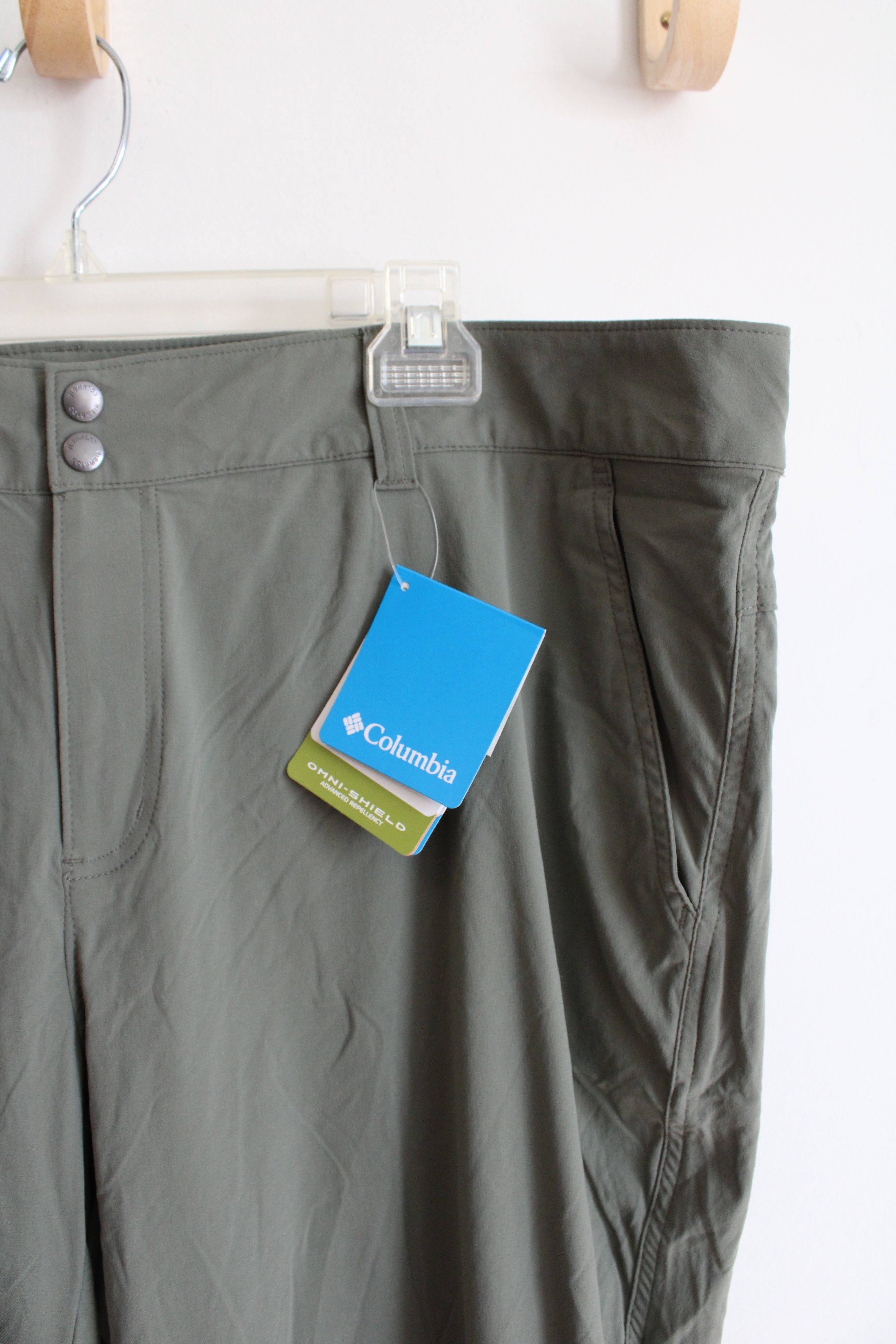 NEW Columbia Omni-Shield Green Capri Pants | 20W