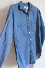 Old Navy Boyfriend Chambray Button Down Shirt | XS