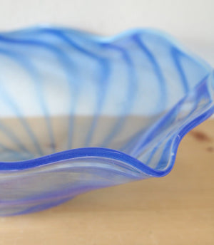 Blue Swirl Large Scalloped Edged Bowl