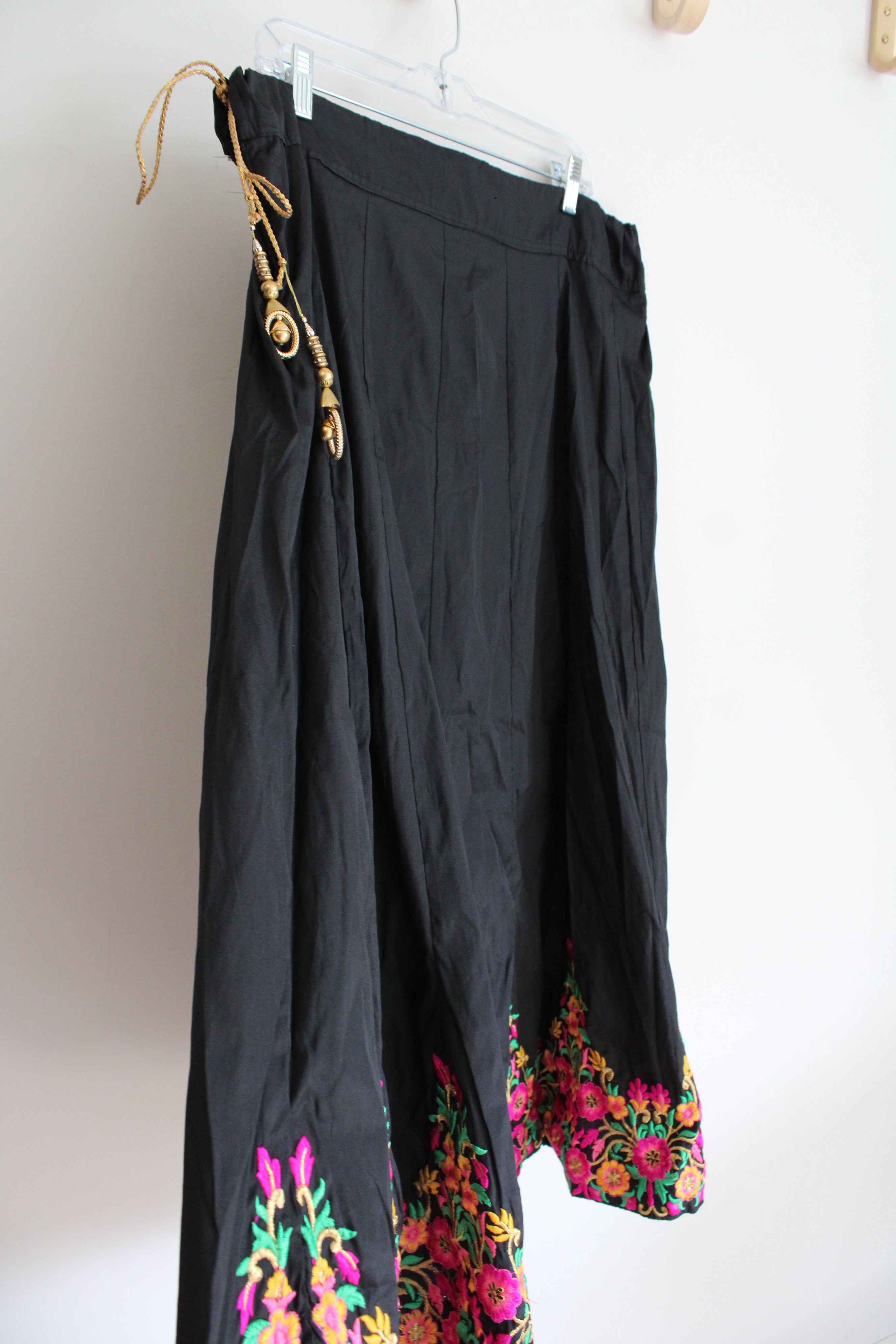 Colorful Floral Black Cotton Skirt | L/XL