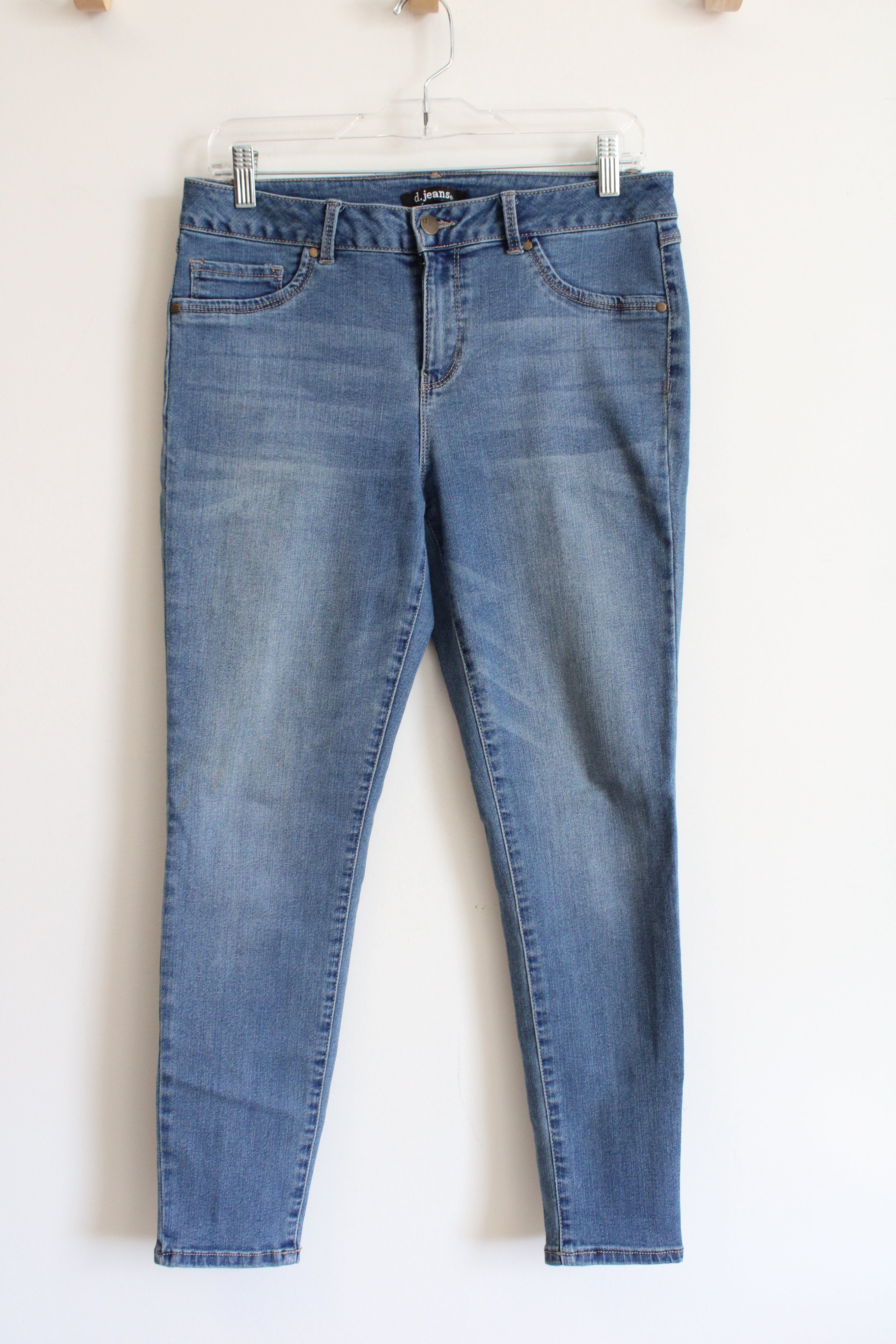 D. Jeans Skinny Jeans | 10