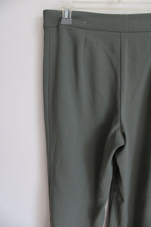 Ann Taylor Sage Green Loose Capri Pants | 8 Petite