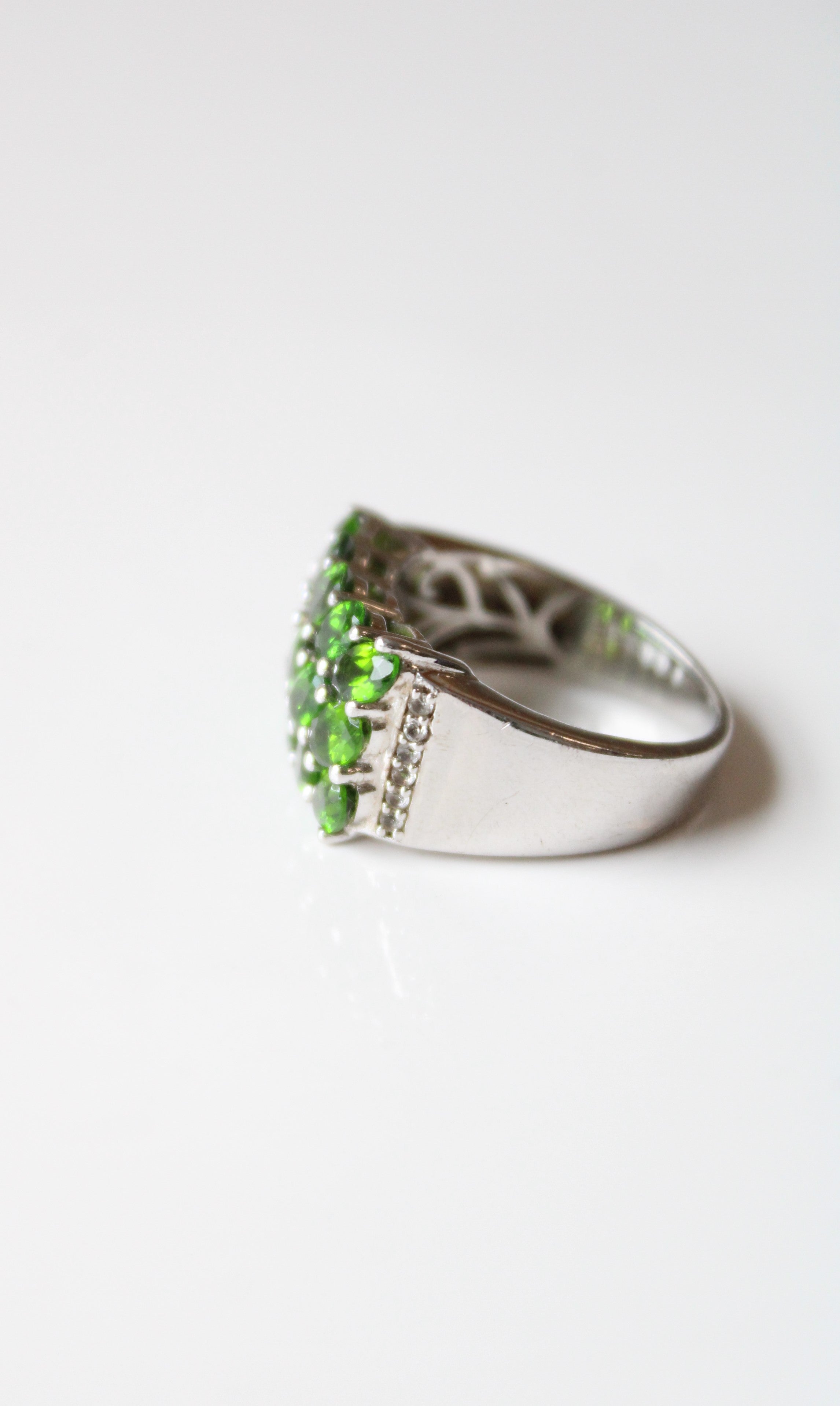 KHR Emerald Peridot Sterling Silver Ring | Size 8