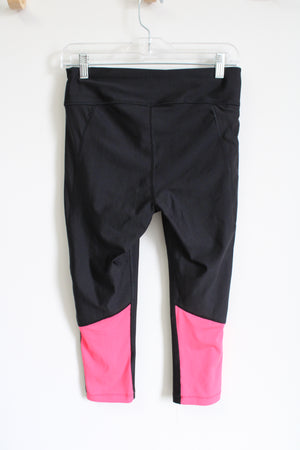 Under Armour Black & Pink Capri Legging | M