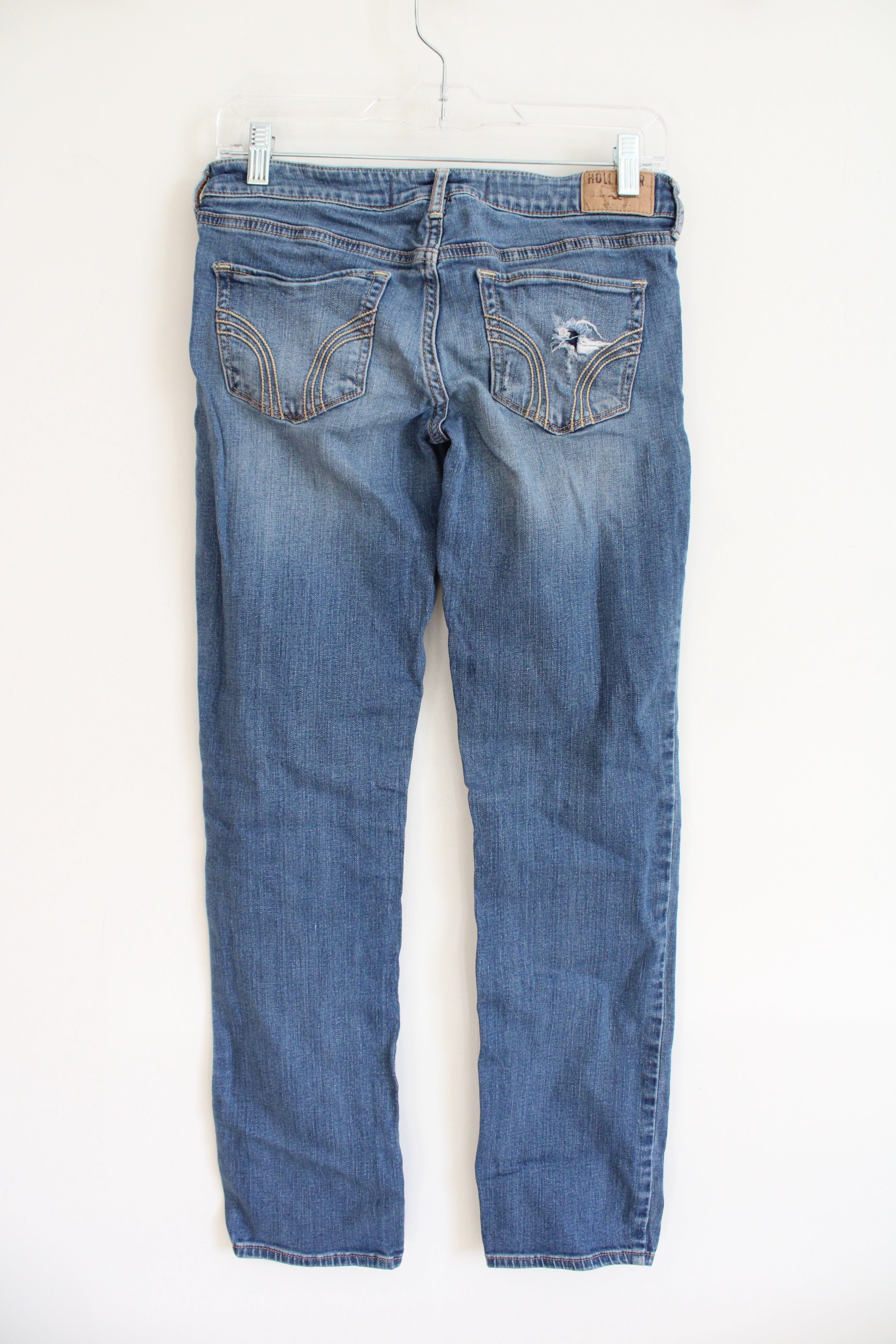 Hollister Lightly Distressed Jeans | 7 Regular