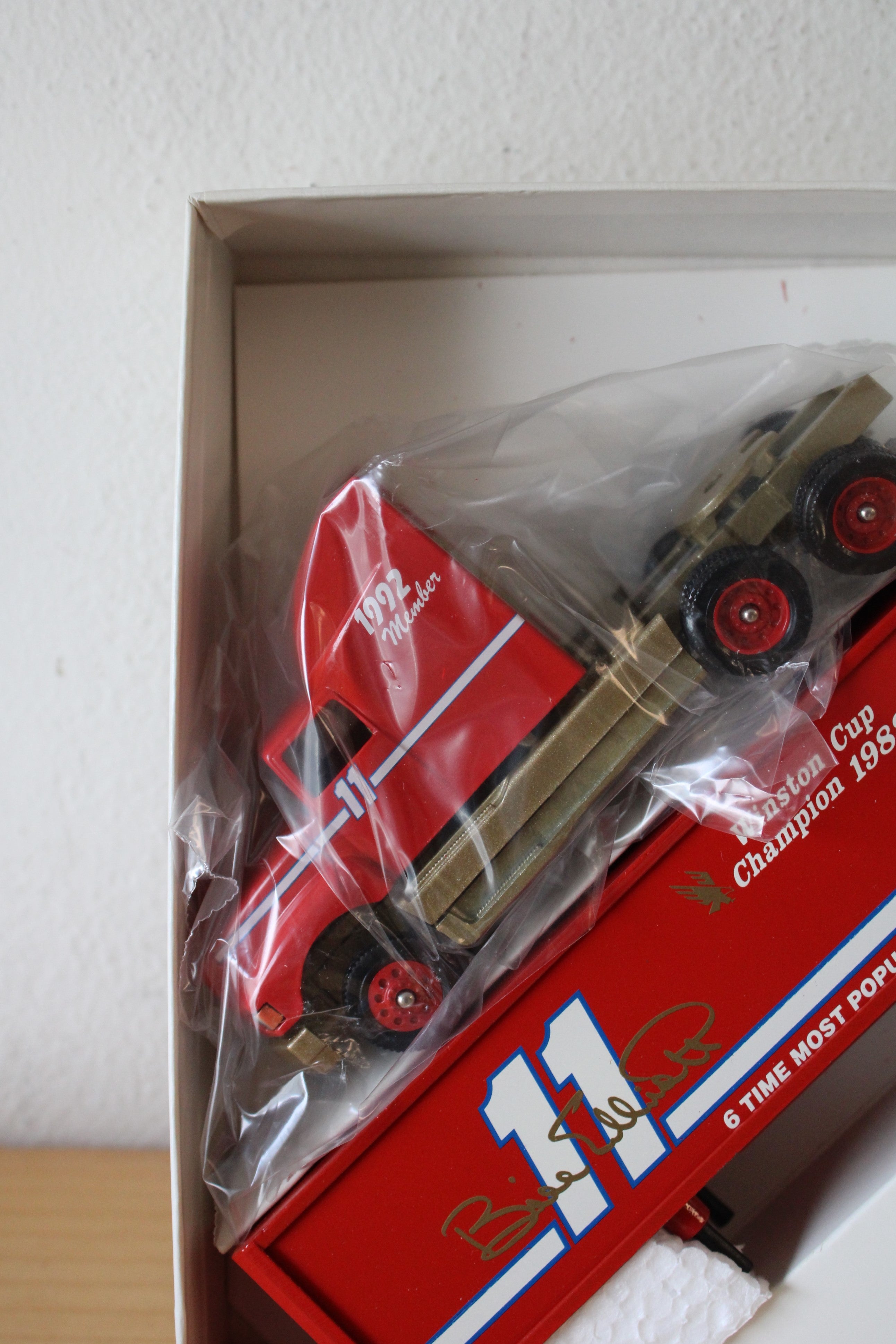 Winross Winston Cup Champion #11 Bill Elliott Truck & Trailer Set