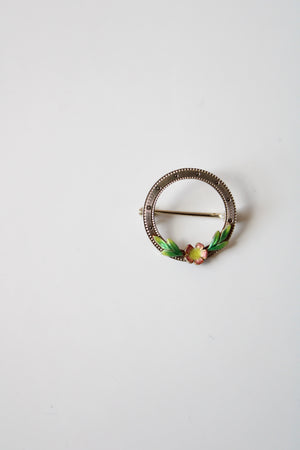 14K White Gold Round Flower Pin